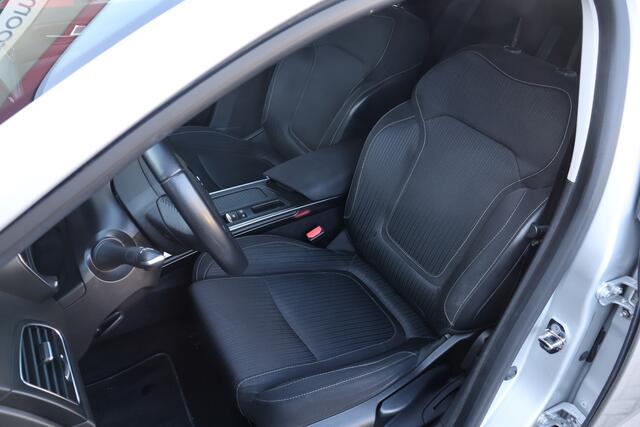 Renault MEGANE Estate 1.5 dCi Limited | Automaat | Trekhaak | Navigatie | Cruise Control |