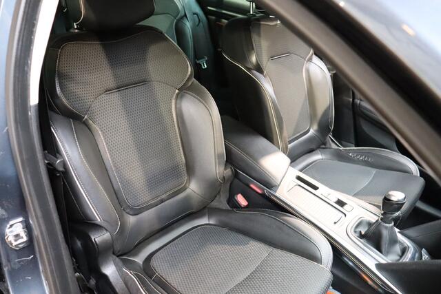 Renault MEGANE Estate TCe 130pk Bose