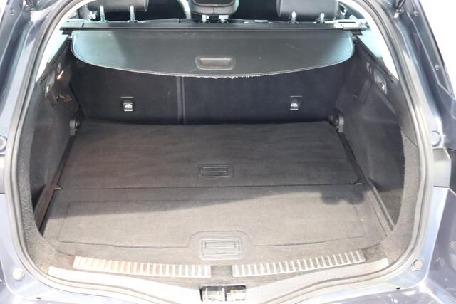 Renault MEGANE Estate TCe 130pk Bose