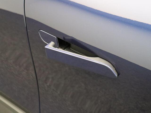 Renault MEGANE E-Tech EV60 Optimum Charge Techno | Stuurverwarming | 17% bijtelling | Achteruitrijcamera |