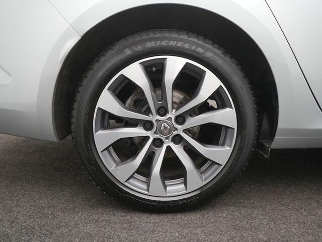 Renault MEGANE Estate TCe 140 Techno - RIJKLAARPRIJS - All Seasonbanden - Achteruitrijcamera - Trekhaak - Dealeronderhouden