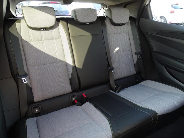 Renault MEGANE E-Tech comfort range Business Edition 60 kWh NU 5 JAAR GARANTIE! / PACK DRIVING & COMFORT