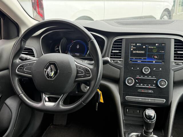 Renault MEGANE 1.3 TCe Zen | Trekhaak | Navigatie | Cruise Control | Climate Control |