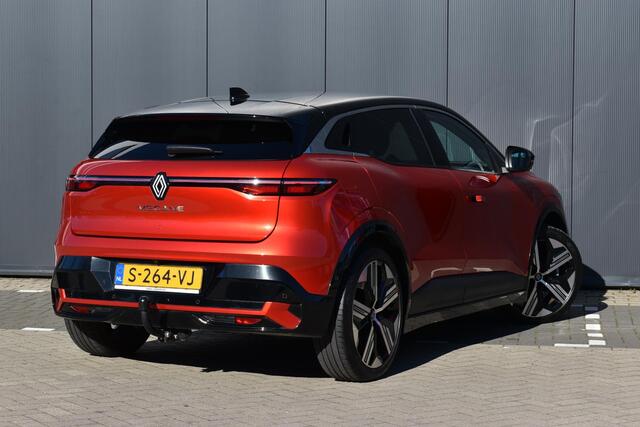 Renault MEGANE E-Tech EV60 Optimum Charge Iconic | TREKHAAK | APPLE CARPLAY/ANDRIOD AUTO | HARMAN KARDON | 360 CAMERA | STOEL/STUURVERWARMING | ADAPT. CRUISE CONTROL | CLIMATE CONTROL | LMV | PDC |