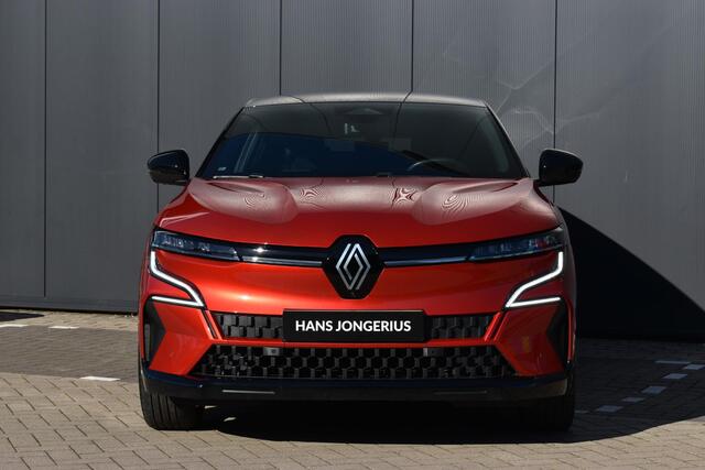 Renault MEGANE E-Tech EV60 Optimum Charge Iconic | TREKHAAK | APPLE CARPLAY/ANDRIOD AUTO | HARMAN KARDON | 360 CAMERA | STOEL/STUURVERWARMING | ADAPT. CRUISE CONTROL | CLIMATE CONTROL | LMV | PDC |