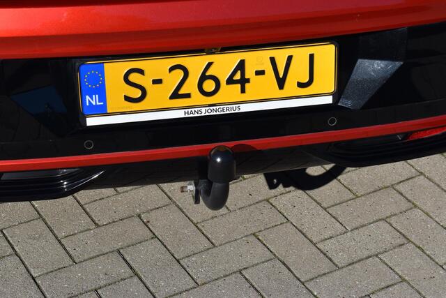 Renault MEGANE E-Tech EV60 Optimum Charge Iconic | TREKHAAK | APPLE CARPLAY/ANDRIOD AUTO | HARMAN KARDON | 360 CAMERA | STOEL/STUURVERWARMING | ADAPT. CRUISE CONTROL | CLIMATE CONTROL | LMV | PDC |