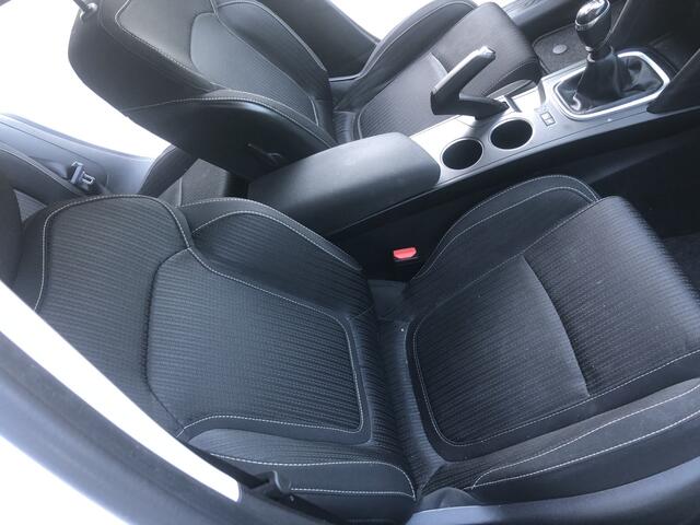 Renault MEGANE 1.3 TCe Zen(cruise,park.s,clima)