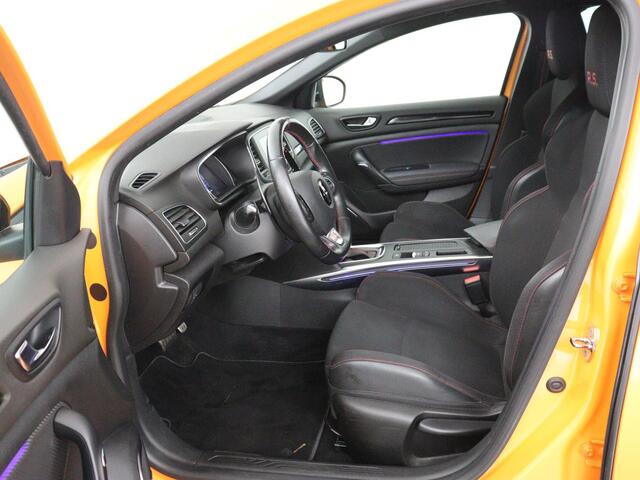 Renault MEGANE 1.8 TCe 280 RS | Origineel NL | Head-Up | Carplay | Camera | Keyless | Full LED | Sportstoelen | Park Assist | Dodehoek detectie | Navigatie | Bose Sound | Cruise control | Bluetooth | Climate control