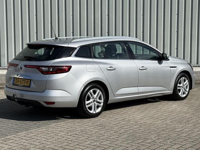 Renault MEGANE Estate 1.3 TCe Zen / Trekhaak 1700 KG / All Seasonbanden / Navigatie / Camera / Bluetooth / Netjes Onderhouden / Cruise Control / Climate Control /