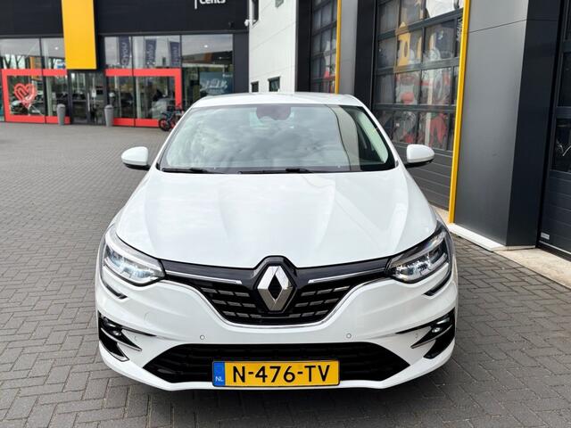 Renault MEGANE 1.3 TC 140 pk EDC Automaat Intens Camera Trekhaak