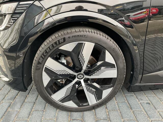 Renault MEGANE E-Tech EV60 Optimum Charge Techno / CLIMATE CONTROL / NAVIGATIE / PDC + CAMERA / ADAPT. CRUISECONTROL / STUURWIEL VERWARMING / APPLE & ANDROID CARPLAY