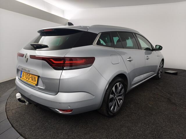 Renault MEGANE Estate 1.3 TCe 140 Techno | Climate control | Camera | Trekhaak | AppleCarplay AndroidAuto | LED koplampen | All season banden | Navigatie |