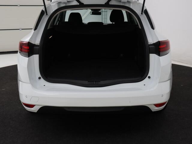 Renault MEGANE 1.3 TCe Business Zen | Automaat | Camera | Keyless | Navigatie | Full LED | Climate control | Half leder | Parkeerhulp | Cruise control | Bluetooth