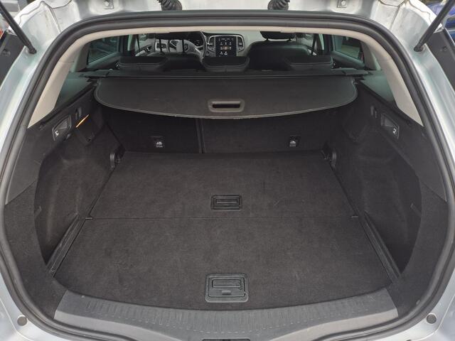 Renault MEGANE Estate 1.3 TCe 140 Techno | Trekhaak |