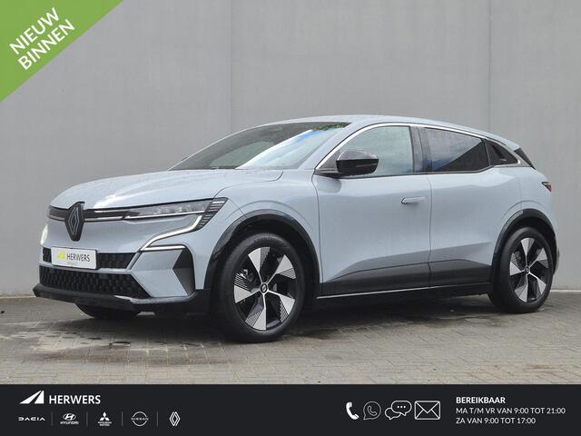 Renault MEGANE E-Tech comfort range techno 60 kWh / SOH 99,45% / Fabrieksgarantie tot 12-2027 / CCS snelladen / Warmtepomp / Adaptief cruise control / Achteruitrijcamera / Apple Carplay Android Auto / Keyless Entry/Start /