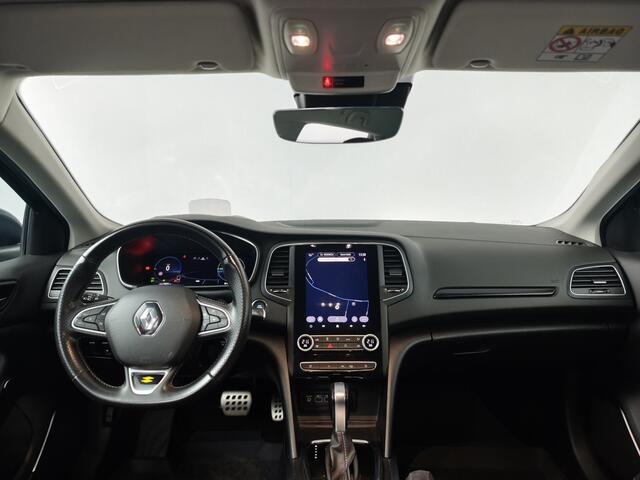 Renault MEGANE Estate 1.6 E-Tech Plug-In Hybrid 160 R.S. Line | Camera | Sportstoelen | SoH 94,8% | Trekhaak | Head Up Display | LED |