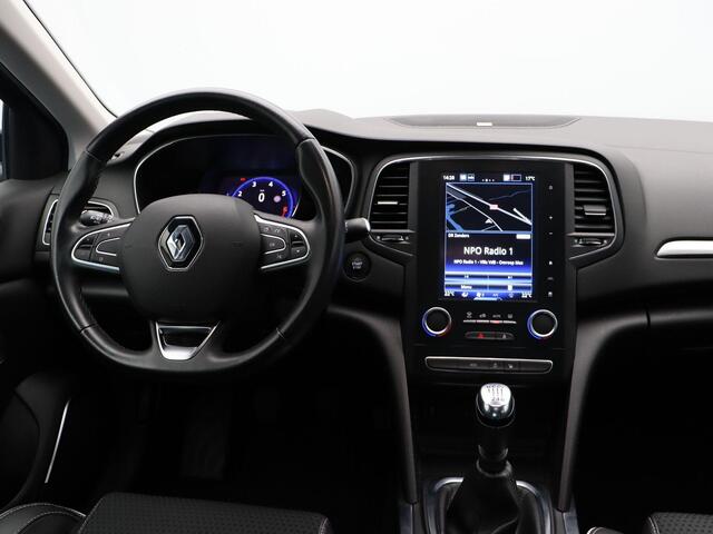 Renault MEGANE Estate 140pk TCe Bose | Dealer onderhouden | 1700kg geremd | Achteruitrijcamera | Dodehoeksensor |