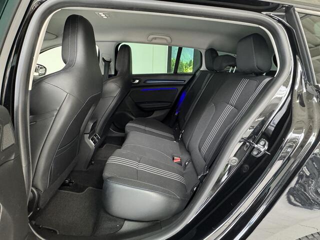 Renault MEGANE Estate 1.2 TCe GT-Line | Navigatie | Trekhaak | PDC | Climate Control |