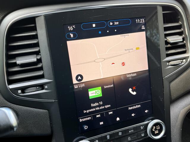 Renault MEGANE Estate 1.6 E-Tech Plug-In Hybrid 160 Intens | AUTOMAAT | BS | CARPLAY | CRUISE | LKA | NAVI | PDC V&A | STUUR/STOELVERW.