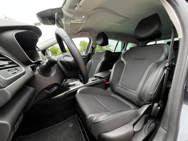 Renault MEGANE Estate 1.3 TCe 140 Techno | Trekhaak | Navigatie | Climate Control | All-Season banden |