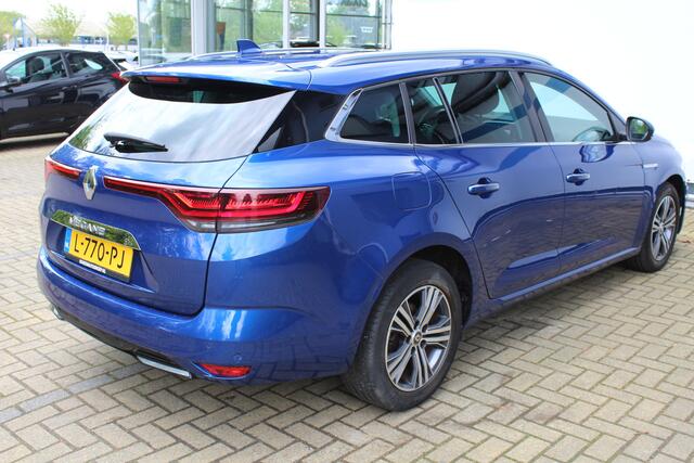 Renault MEGANE Estate 1.3 TCe Intens | Incl. 12 maanden garantie | Adaptieve cruise control | Apple carplay/Android auto | Schuif/kantel dak | Parkeercamera | Climate control | DAB radio | BOSE audio |