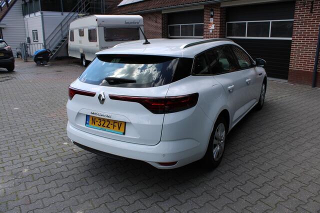 Renault MEGANE 1.0 TCE ZEN - Navi Cruise Clima control