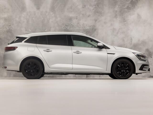 Renault MEGANE Estate 1.6 E-Tech Plug-In Hybrid Sport 160Pk Automaat (VIRTUAL COCKPIT, APPLE CARPLAY, GROOT NAVI, LED KOPLAMPEN, SPORTSTOELEN, PARKEERSENSOREN, CRUISE, NIEUWE APK, NIEUWSTAAT)
