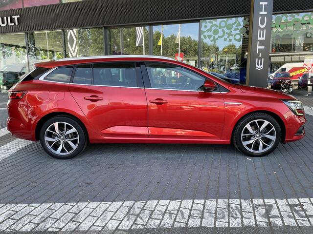Renault MEGANE Estate 1.2 TCe Bose AUTOMAAT | TREKHAAK | TREKGEWICHT 1700KG | 1E EIGENAAR | DEALER ONDERHOUDEN | ZEER COMPLEET |