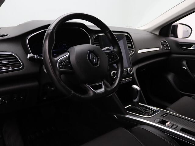 Renault MEGANE Estate E-Tech Plug-In Hybrid Intens 160pk Head-Up | Camera | Parkeersens. v+a | Stoel-/stuurverw.