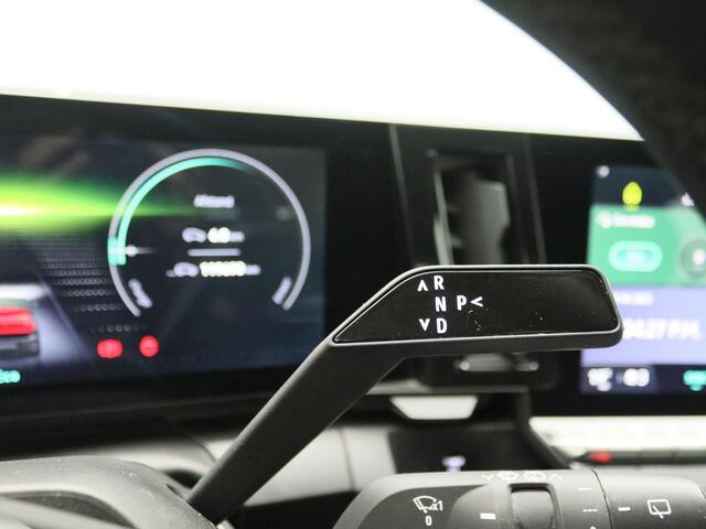 Renault MEGANE E-Tech EV60 220pk Optimum Charge Equilibre | Pack City met parkeersensoren v+a | Pack Comfort met o.a. climate control | 9" OpenR link multimediasysteem met Apple CarPlay & Android Auto |
