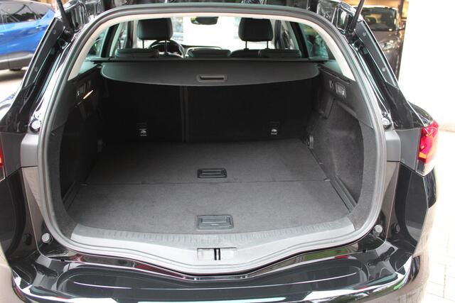 Renault MEGANE Estate 1.3 TCe 140 Techno Automaat, 1.700 kg trekgew., Winterpakket