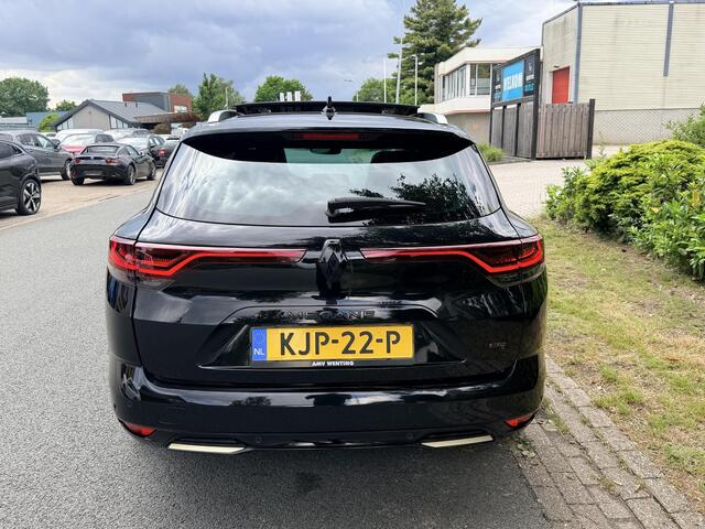 Renault MEGANE Estate 1.6 E-Tech Plug-In Hybrid 160PKoPanooBoseoACC
