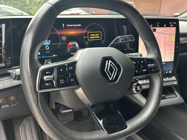 Renault MEGANE E-Tech EV40 Boost Charge Techno // NAVI + CARPLAY // FULL LED // CAMERA // CLIMA // STOEL + STUURWIELVERWARMING // SFEERVERLICHTING