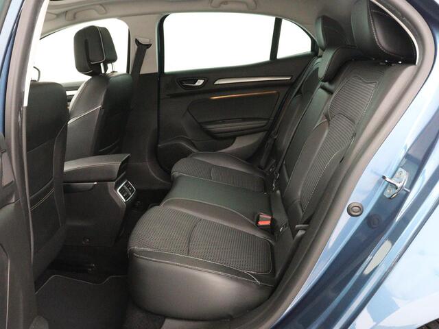 Renault MEGANE 1.2 TCe Bose | Panoramadak | Camera | Half leder | Park Assist | Massage | Bose Sound | Navigatie | Keyless | Cruise control | Bluetooth | Climate control | 2e eigenaar | Origineel NL