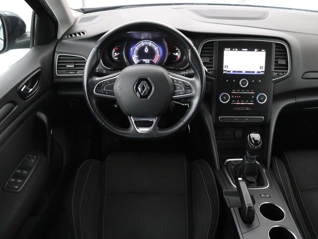 Renault MEGANE 1.2 TCe Zen | Trekhaak | Cruise control | Climate control | Bluetooth | Navigatie | DAB | 2e eigenaar