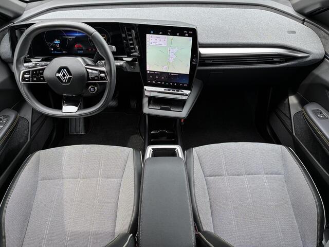 Renault MEGANE E-Tech EV60 Optimum Charge Iconic / SOH 93,93% / 3-fase / Snelladen / Stoel-/Stuurverwarming / Achteruitrijcamera / Apple Carplay/Android Auto /