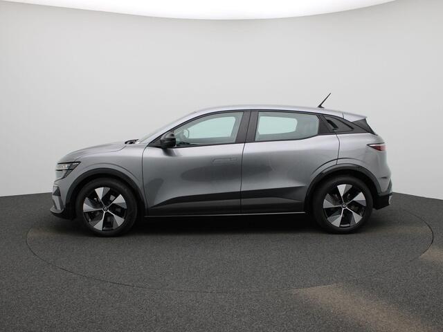 Renault MEGANE E-Tech EV40 Boost Charge Equilibre | APPLE CARPLAY | ACHTERUITRIJCAMERA | CRUISE CONTROL | BLUETOOTH |