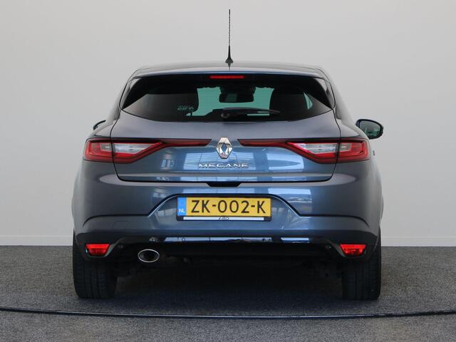 Renault MEGANE 1.3 TCe Bose | Cruise control | Navigatie| Climate control| Keyless | Sportstoelen | Lichtmetaal 17" | All season banden |