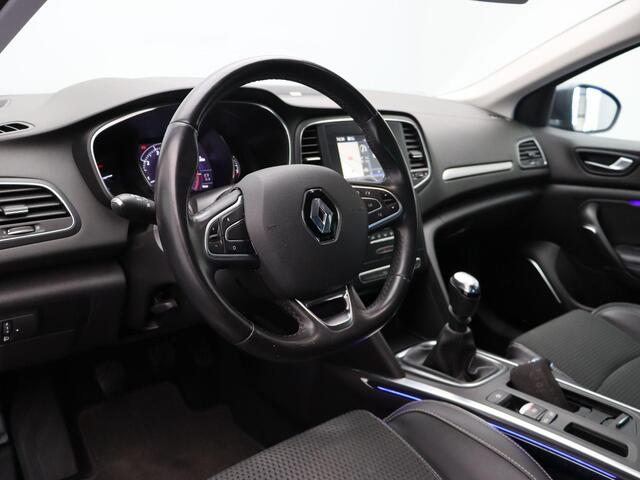 Renault MEGANE 1.3 TCe Bose | Cruise control | Navigatie| Climate control| Keyless | Sportstoelen | Lichtmetaal 17" | All season banden |