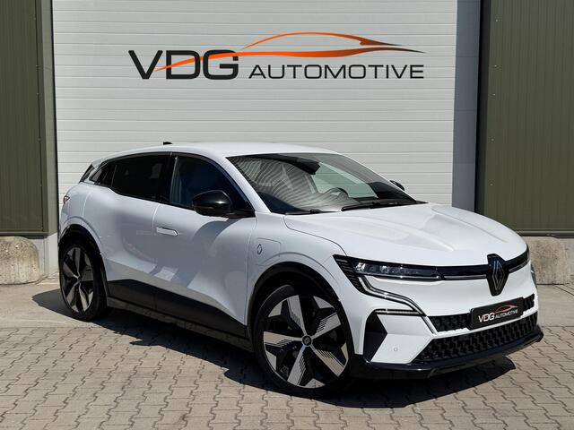 Renault MEGANE E-Tech EV60 220pk Optimum Charge Techno / SOH 95% / Camera Binnen Spiegel / 20" Lm velgen / Navigatie / Carplay / Stuurverwarming / Warmtepomp / Adaptive Cruise Controle / 360 Parkeer Camera