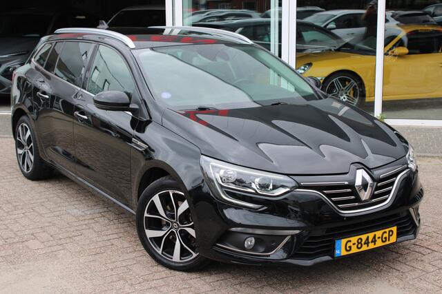 Renault MEGANE Estate 1.3 TCe Bose