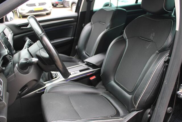Renault MEGANE Estate 1.3 TCe Bose