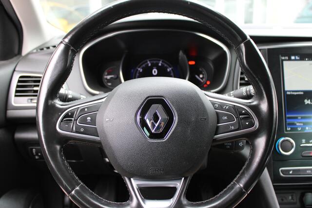 Renault MEGANE Estate 1.3 TCe Bose