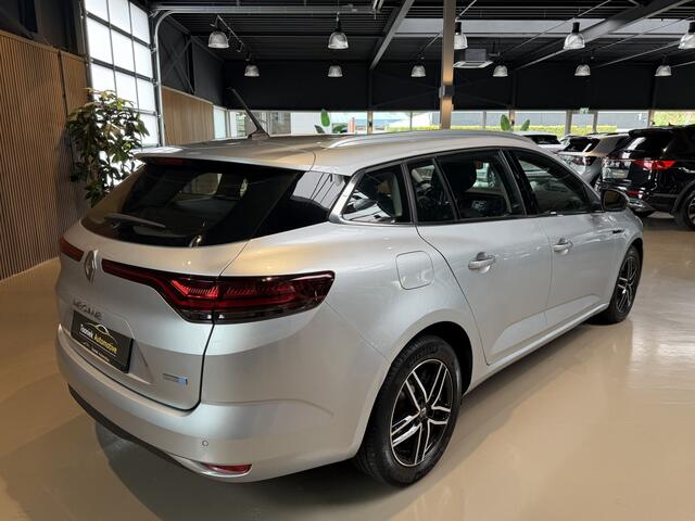 Renault MEGANE Estate 1.6 E-Tech Plug-In Hybrid 160 Intens automaat