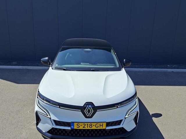 Renault MEGANE E-Tech EV60 Optimum Charge Iconic Stoelverwarming, camera en trekhaak