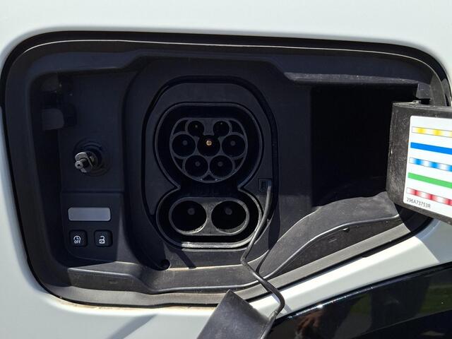 Renault MEGANE E-Tech EV60 Optimum Charge Iconic Stoelverwarming, camera en trekhaak
