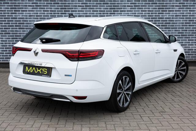 Renault MEGANE Estate 1.6 Plug-In Hybrid 160 R.S. Line | Navigatie | Apple Carplay | Android Auto | Keyless Entry | Stoelverwarming | Lichtmetalen Velgen 17 inch | Cruise Control | Parkeersensoren | LED Koplampen
