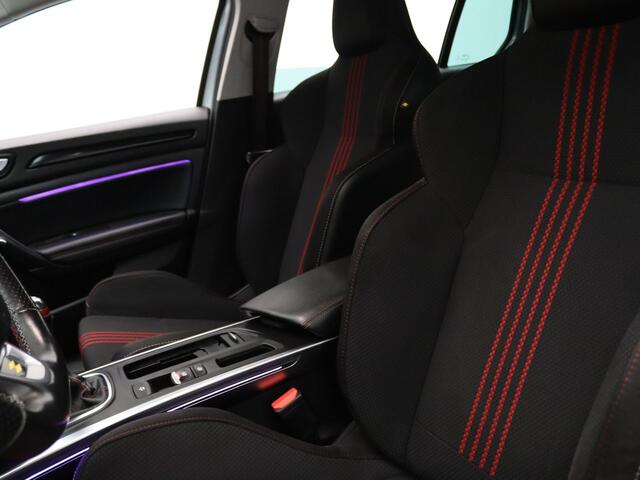 Renault MEGANE Estate 140pk TCe R.S. Line Apple Carplay/Android Auto | Trekhaak afneembaar.