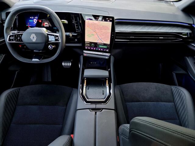 Renault Rafale 1.2 E-Tech full hybrid 200 esprit Alpine Automaat / Panoramadak / 4Control / Rondomzicht Camera / HUD / Navigatie / Harman Kardon