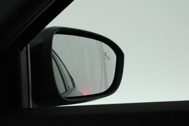 Renault Rafale 1.2 E-Tech 4x4 plug-in hybrid 300 atelier Alpine Panormadak Harman Kardon